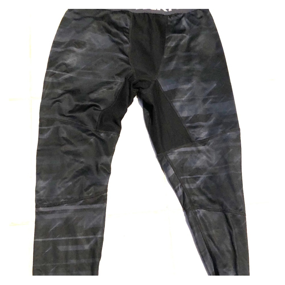 Under Armour Coldgear compression leggings
